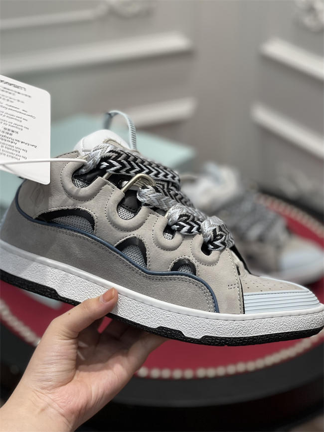Lanu1n curb sneaker