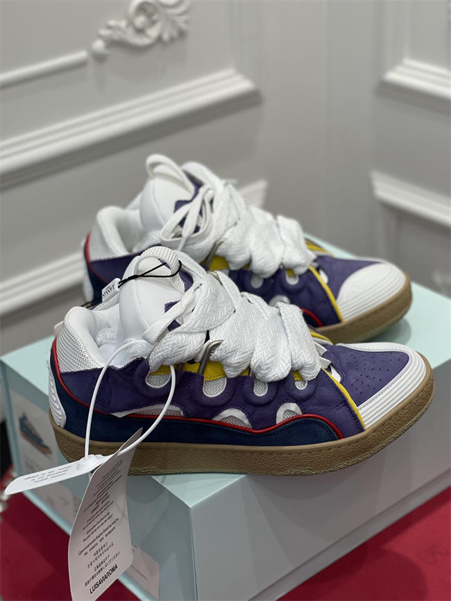 Lanu1n curb sneaker