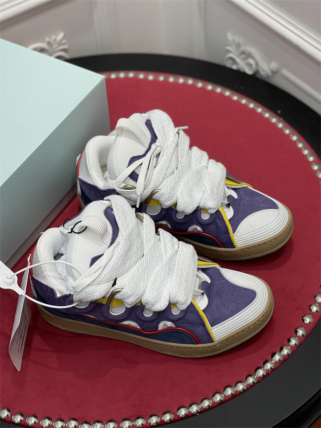Lanu1n curb sneaker