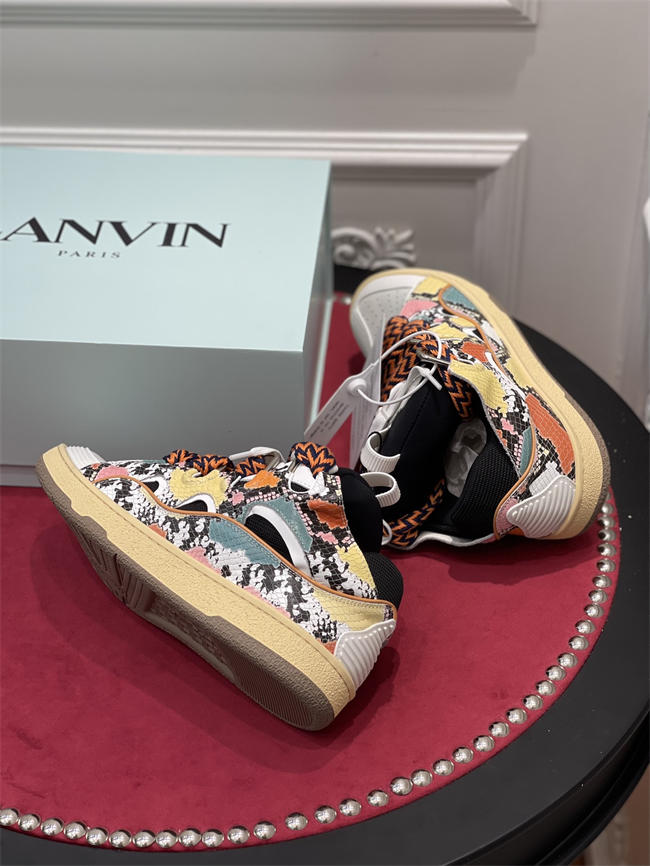 Lanu1n curb sneaker