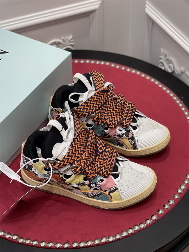 Lanu1n curb sneaker