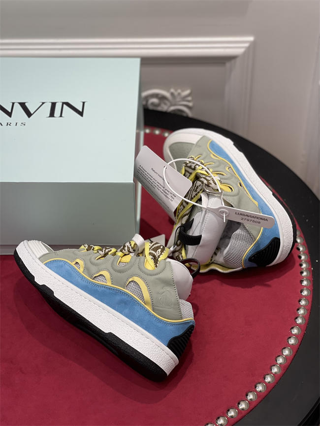 Lanu1n curb sneaker