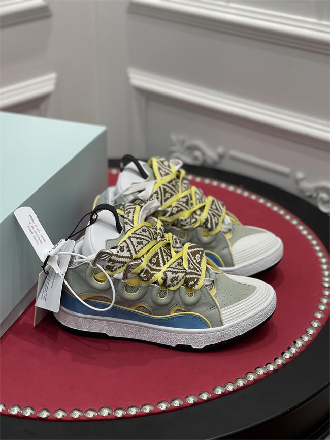 Lanu1n curb sneaker