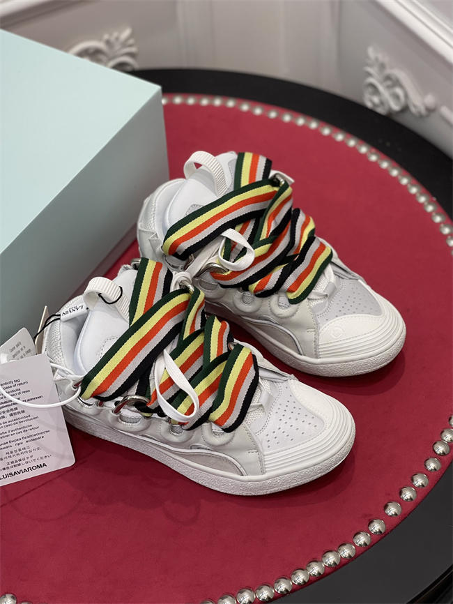 Lanu1n curb sneaker