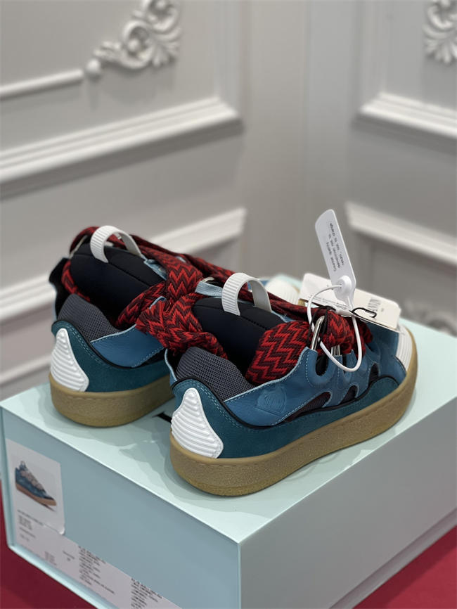 Lanu1n curb sneaker
