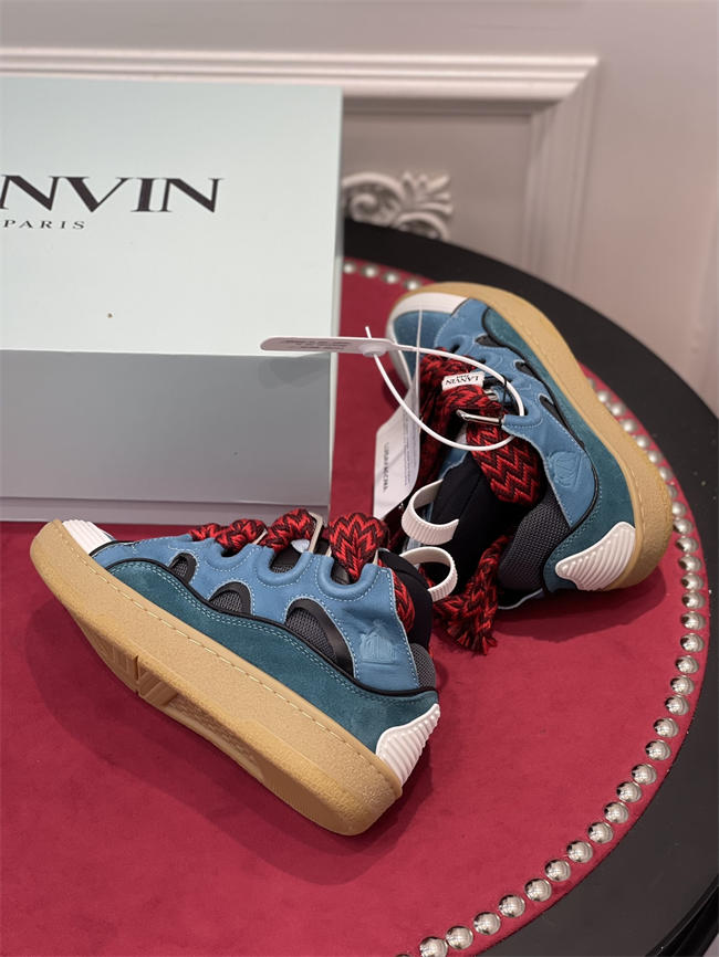 Lanu1n curb sneaker