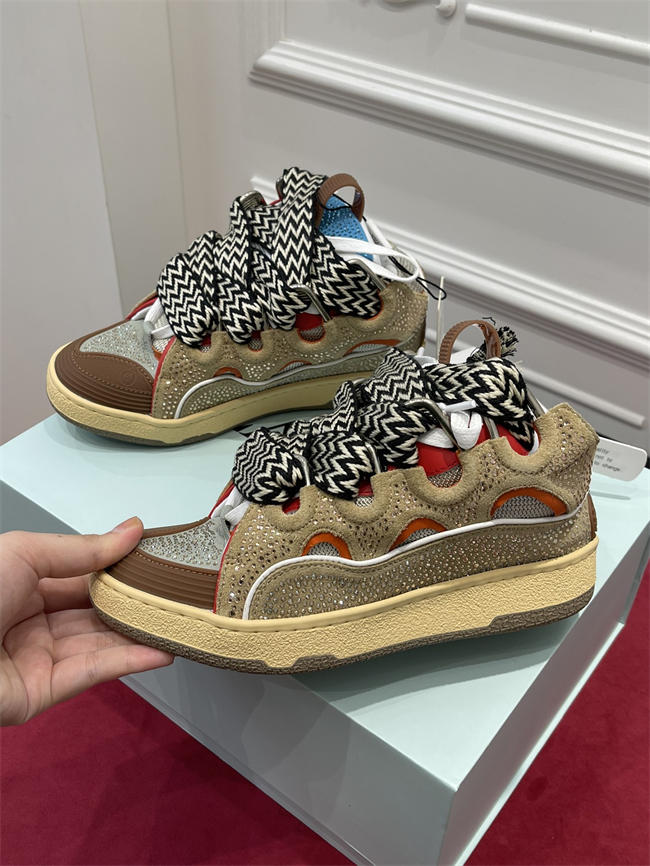 Lanu1n curb sneaker