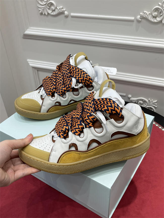 Lanu1n curb sneaker