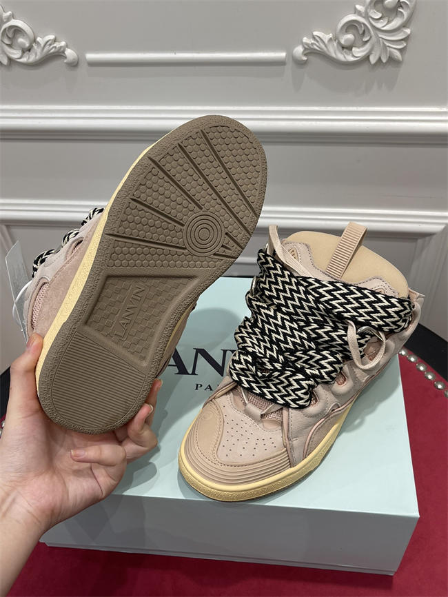 Lanu1n curb sneaker