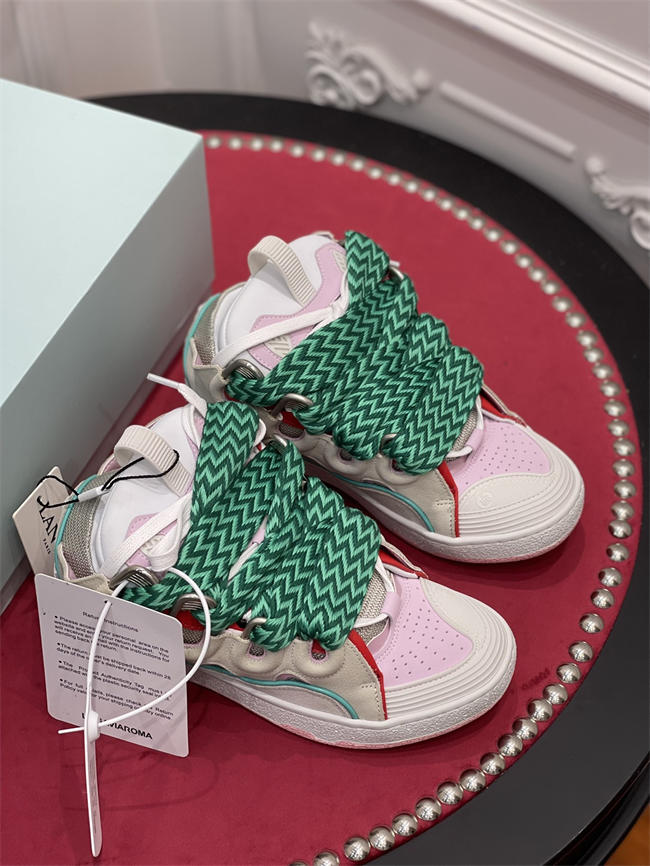 Lanu1n curb sneaker