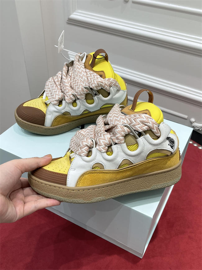 Lanu1n curb sneaker