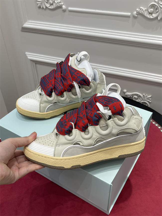 Lanu1n curb sneaker