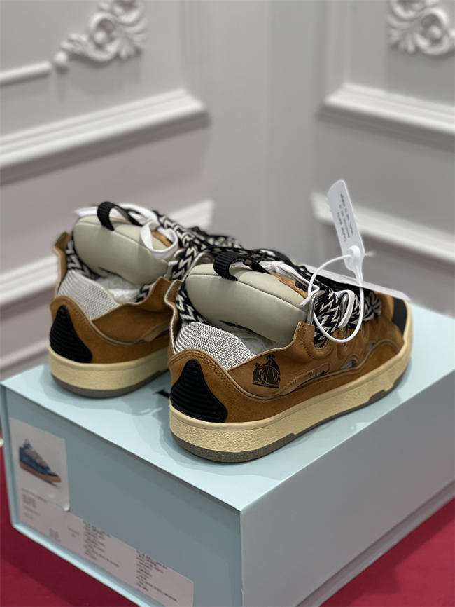 Lanu1n curb sneaker