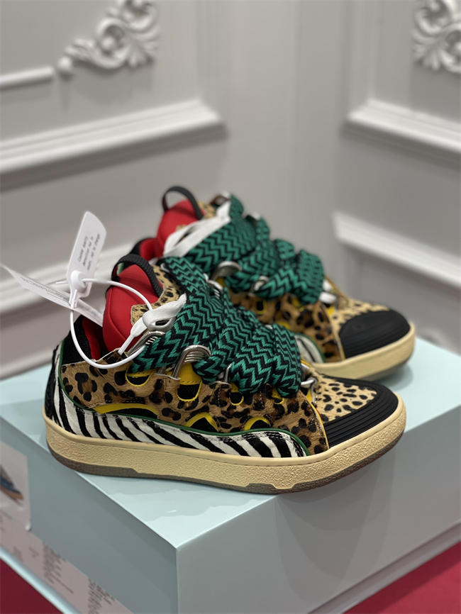 Lanu1n curb sneaker