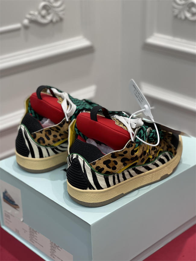 Lanu1n curb sneaker