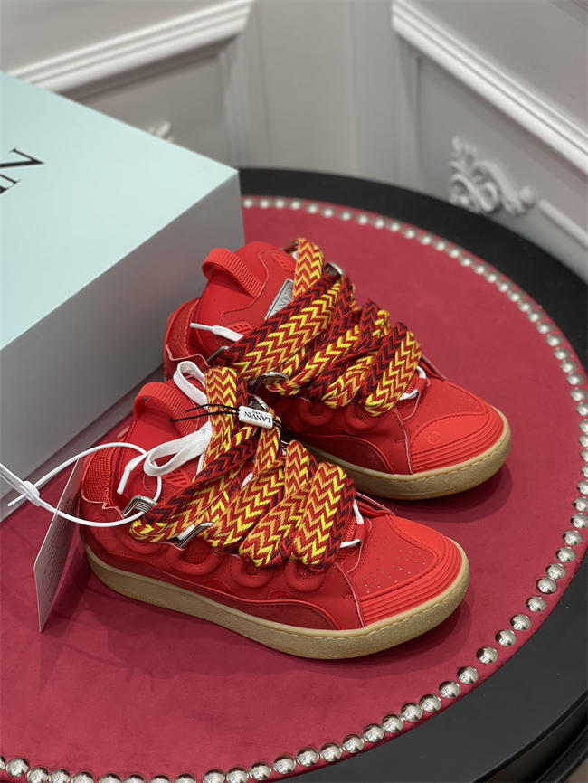 Lanu1n curb sneaker