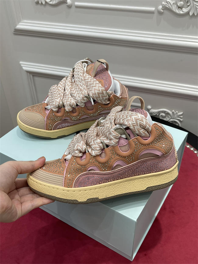 Lanu1n curb sneaker