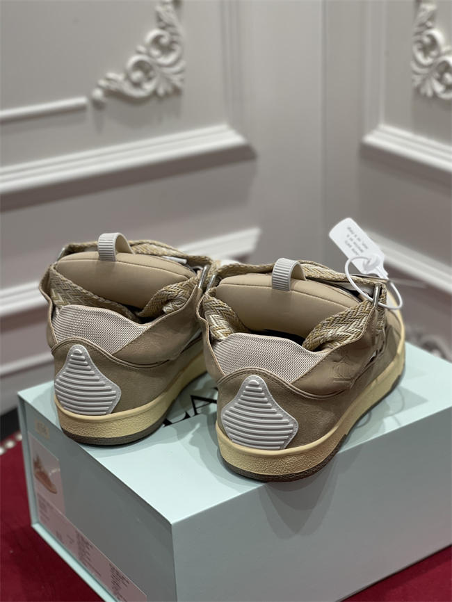 Lanu1n curb sneaker