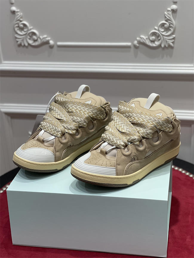 Lanu1n curb sneaker