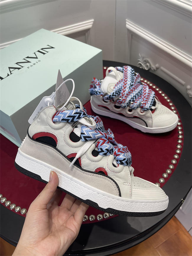 Lanu1n curb sneaker