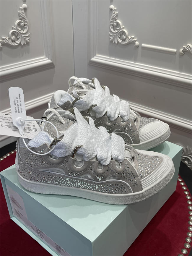 Lanu1n curb sneaker