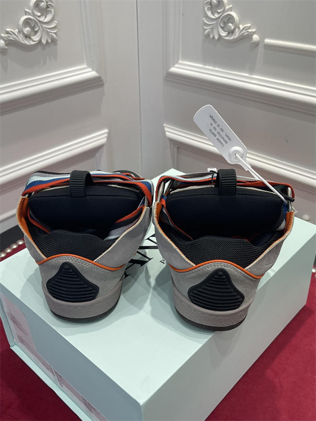 Lanu1n curb sneaker
