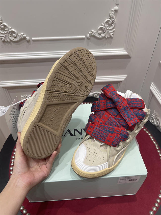Lanu1n curb sneaker