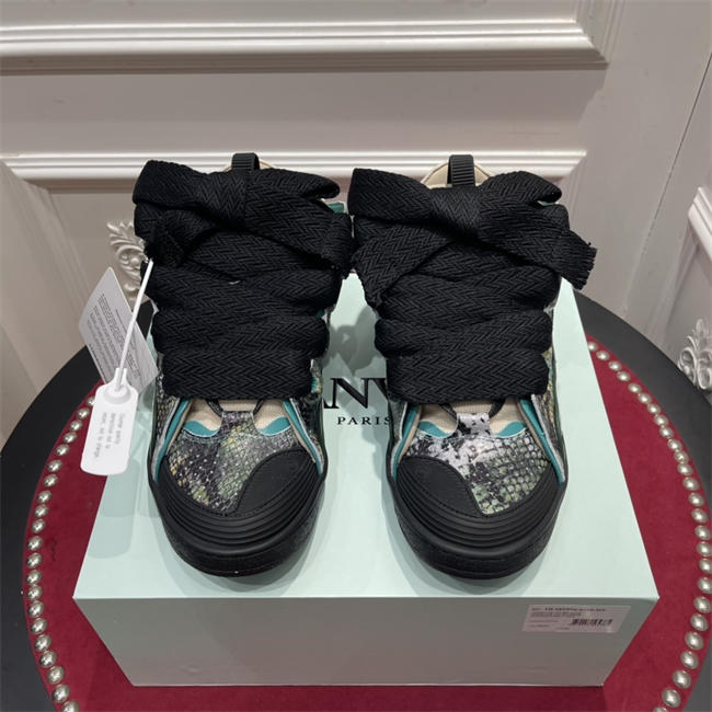 Lanu1n curb sneaker