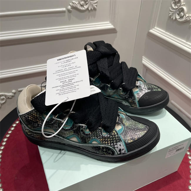 Lanu1n curb sneaker