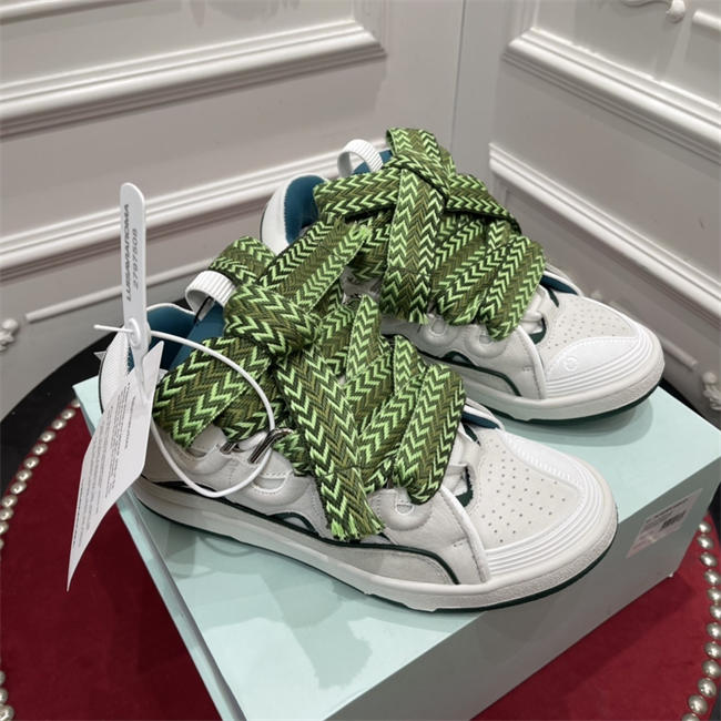 Lanu1n curb sneaker
