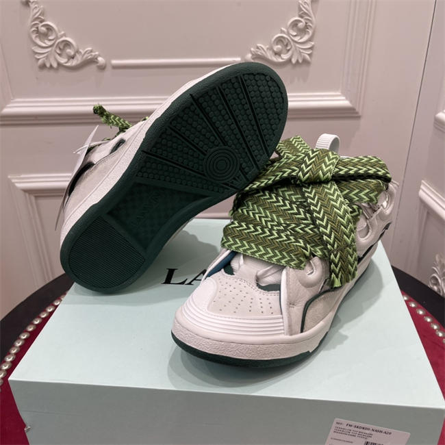 Lanu1n curb sneaker