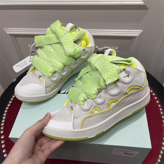 Lanu1n curb sneaker