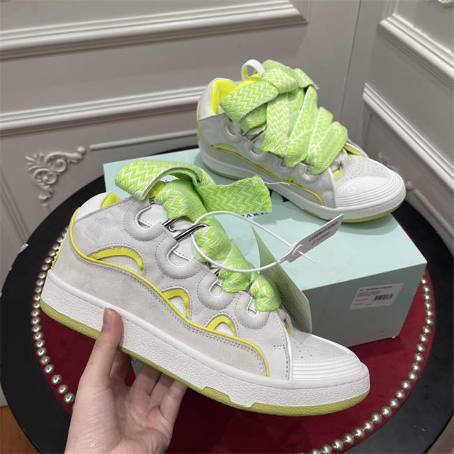 Lanu1n curb sneaker
