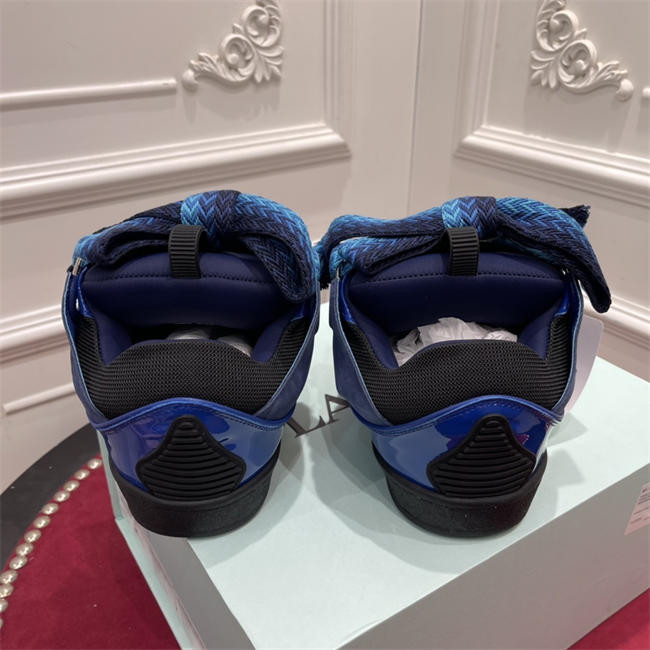Lanu1n curb sneaker