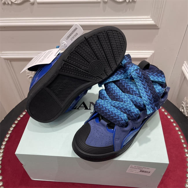 Lanu1n curb sneaker