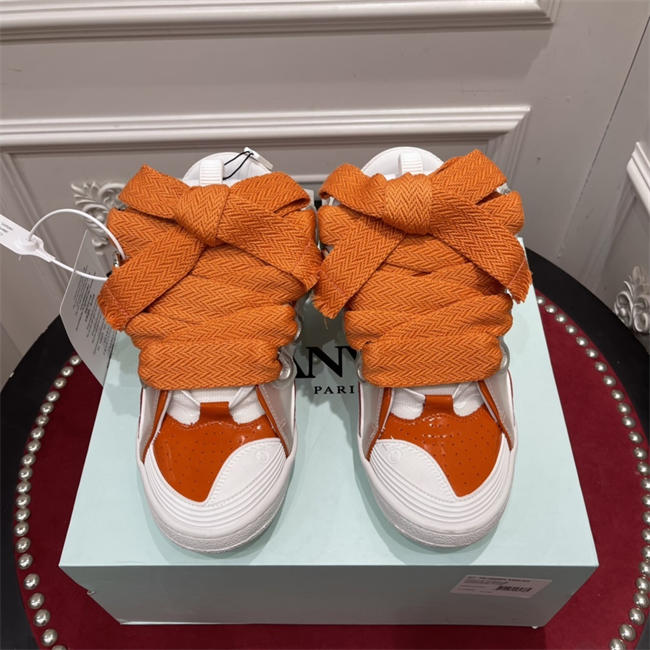 Lanu1n curb sneaker
