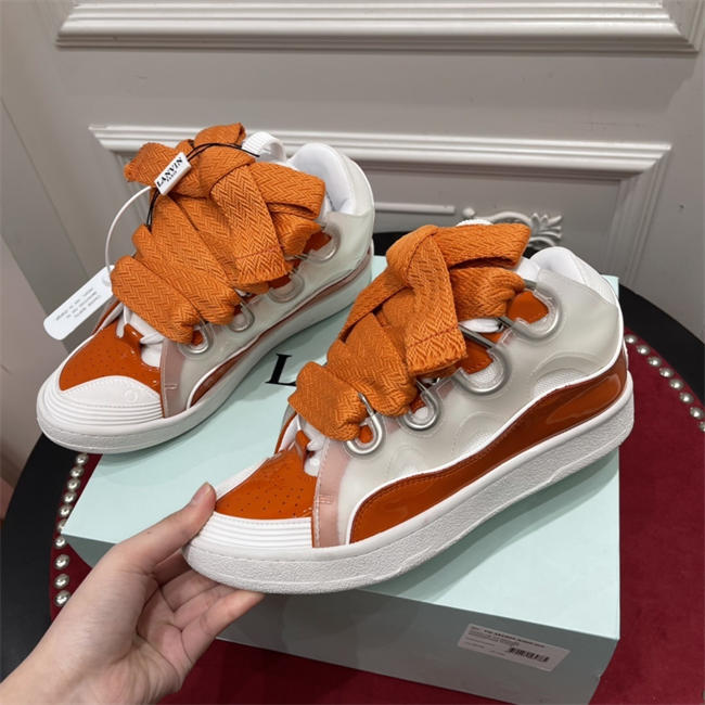Lanu1n curb sneaker