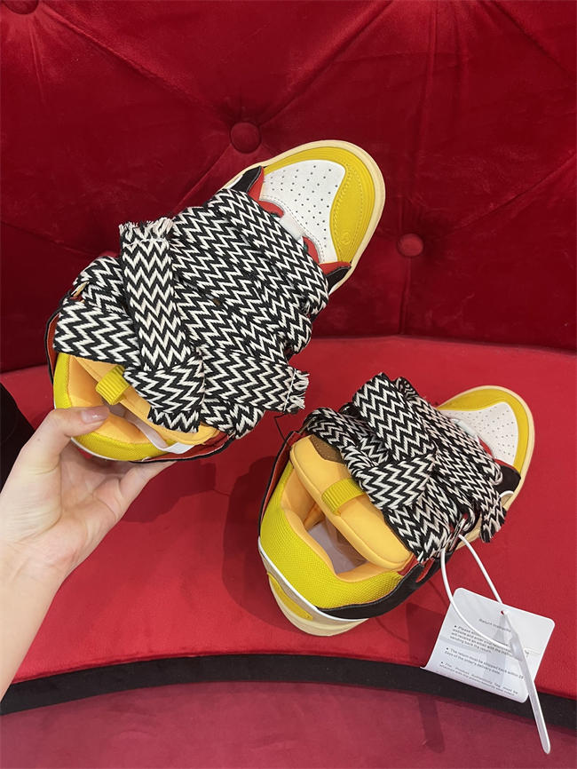 Lanu1n curb sneaker