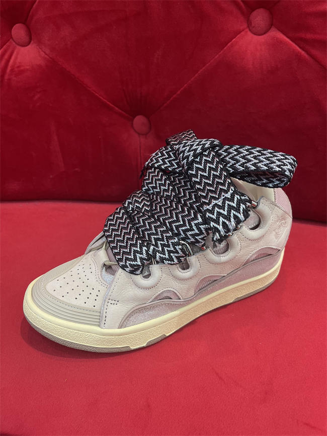 Lanu1n curb sneaker