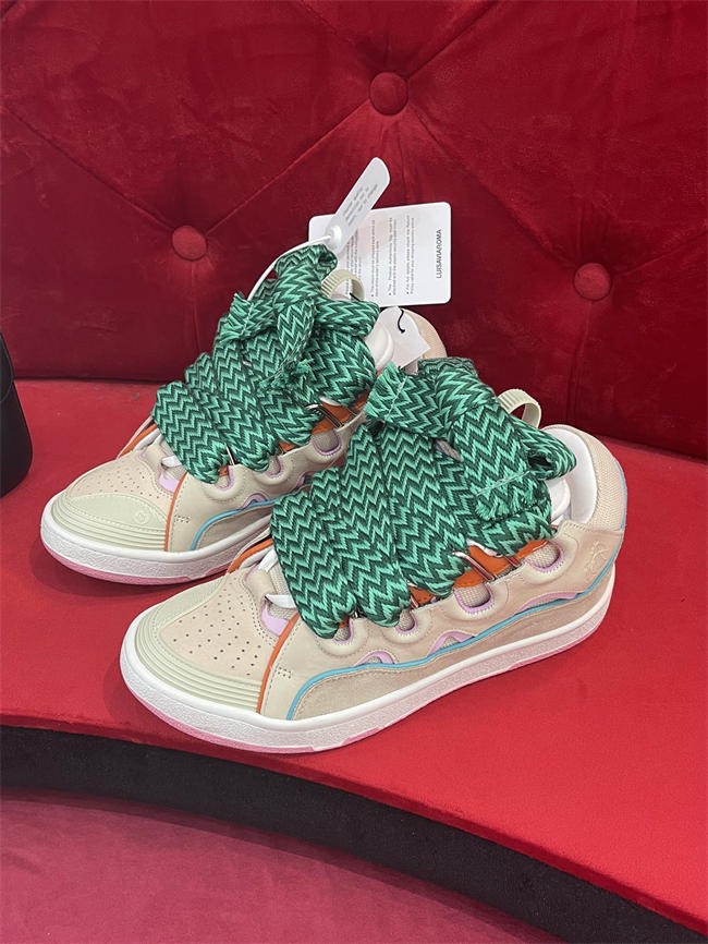Lanu1n curb sneaker