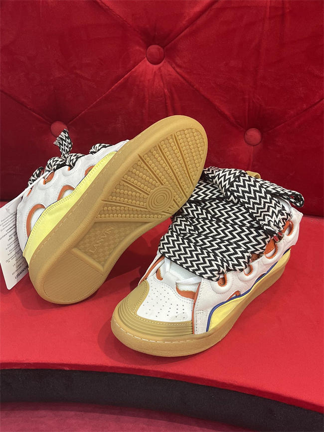 Lanu1n curb sneaker