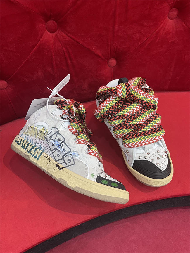 Lanu1n curb sneaker