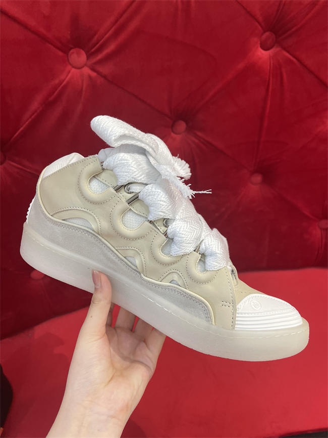 Lanu1n curb sneaker