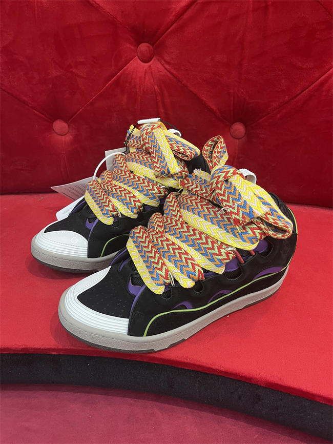 Lanu1n curb sneaker