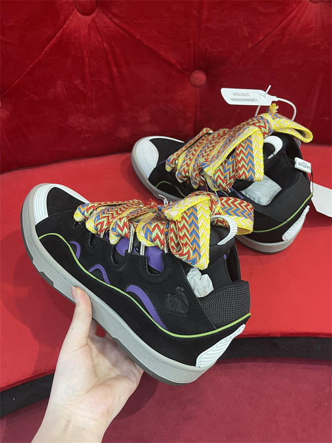 Lanu1n curb sneaker