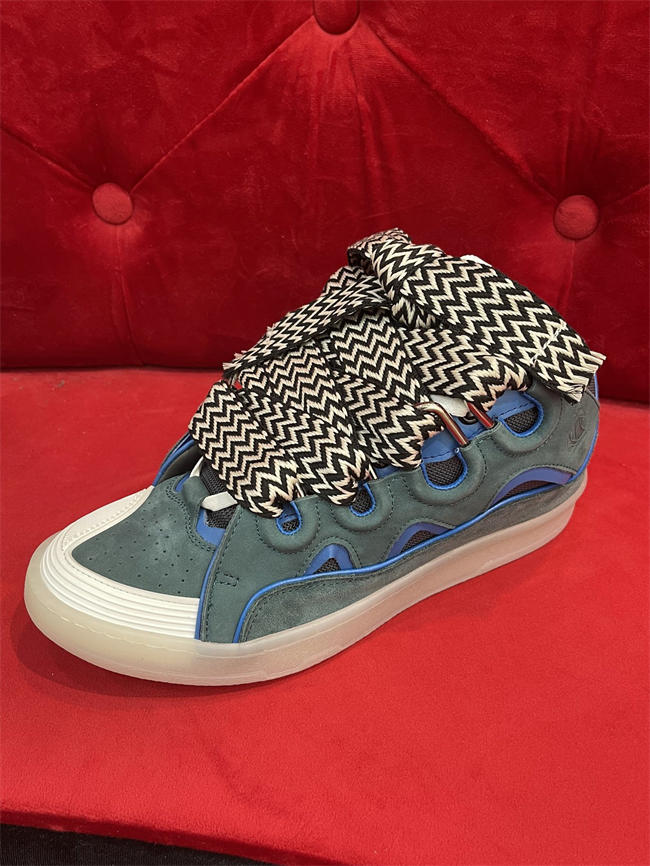 Lanu1n curb sneaker
