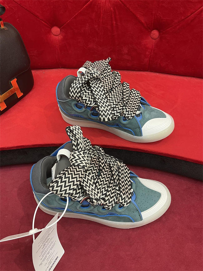 Lanu1n curb sneaker