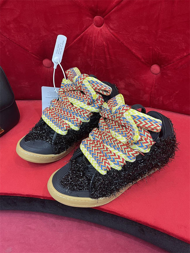 Lanu1n curb sneaker
