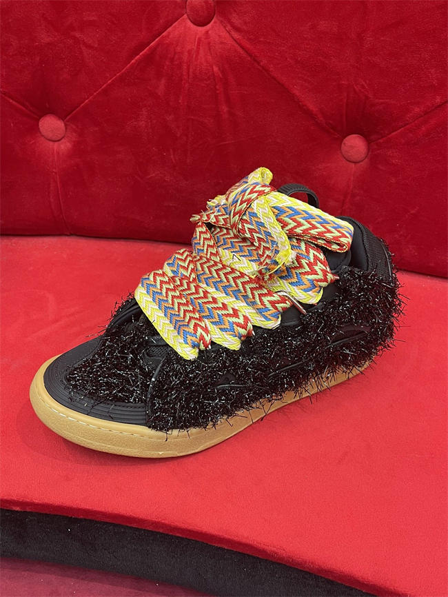 Lanu1n curb sneaker