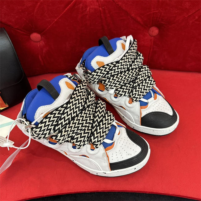 Lanu1n curb sneaker
